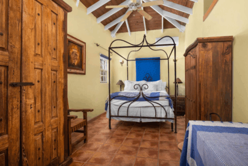 columbus-cottage-2br-caribbean-retreat-providenciales-turks-and-caicos-ushombi-7