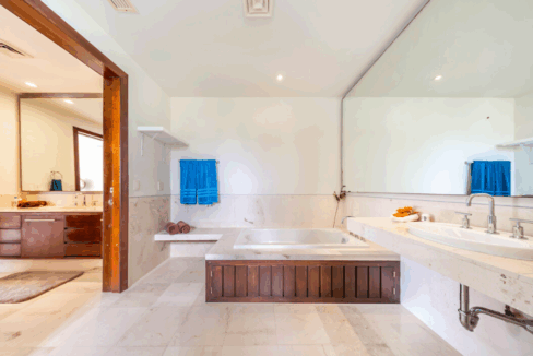 playa-paraiso-3br-beachfront-condo-playa-del-carmen-mexico-ushombi-8