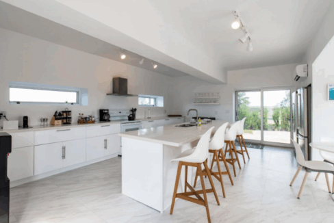 sky-cove-7br-villa-in-savannah-sound-kemps-bay-bahamas-ushombi-5