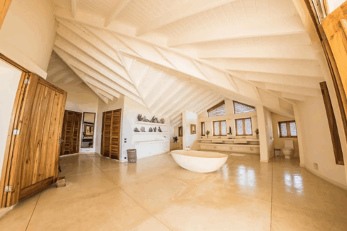 villa-del-mar-13-bed-retreat-las-terrenas-dominican-republic-ushombi-3