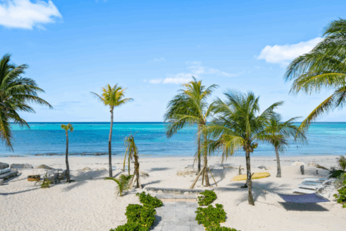 love-beach-5br-beachfront-bliss-love-beach-bahamas-ushombi-1