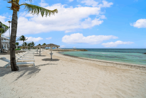 305-one-marina-waterfront-residence-at-palm-cay-nassau-bahamas-ushombi-3