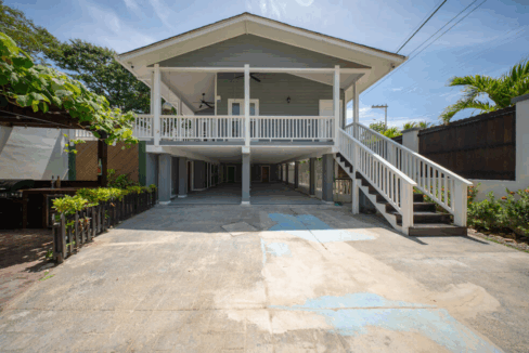 gibson-bight-5br-home-near-beach-roatan-honduras-ushombi-3