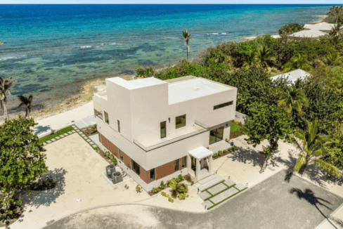halcyon-point-5br-luxury-beachfront-home-cayman-islands-ushombi-1
