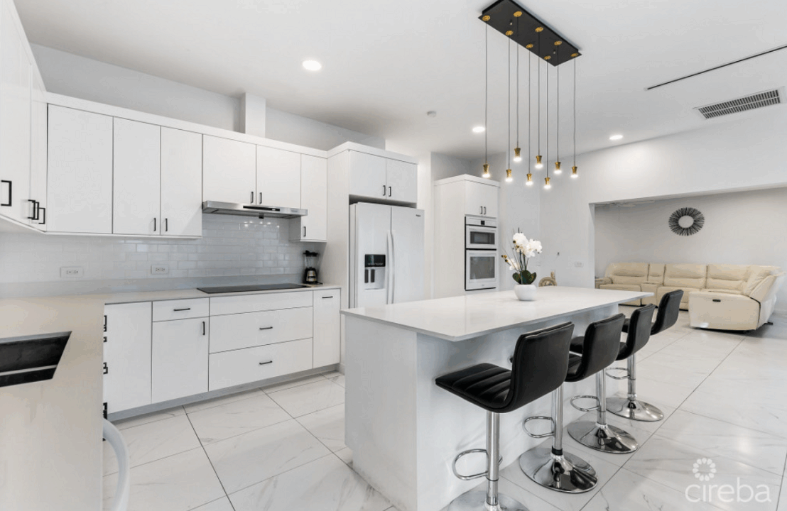 north-sound-estates-3br-canal-front-home-north-sound-estates-cayman-islands-ushombi-4