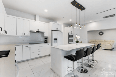 north-sound-estates-3br-canal-front-home-north-sound-estates-cayman-islands-ushombi-4