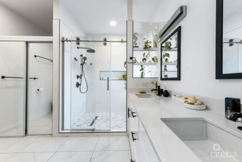 north-sound-estates-3br-canal-front-home-north-sound-estates-cayman-islands-ushombi-6