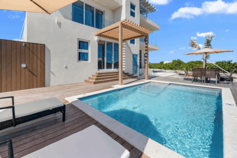 snug-harbor-luz-maria-villa-2-snug-harbor-turks-and-caicos-ushombi-1