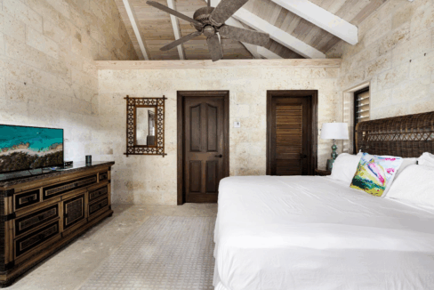 villa-sea-cliff-in-turks-and-caicos-ushombi-11