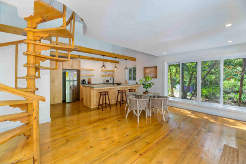 caufield-beach-cottage-on-roatan-island-honduras-ushombi-4