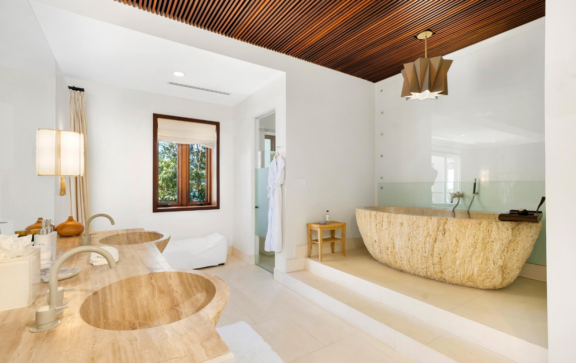 turtle-tail-estate-8br-private-peninsula-turtle-tail-turks-and-caicos-ushombi-10