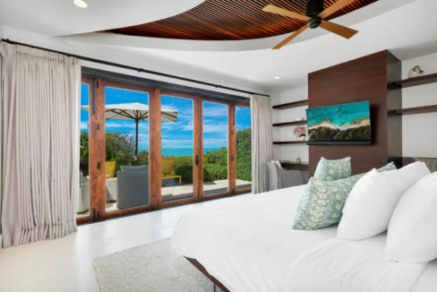 turtle-tail-estate-8br-private-peninsula-turtle-tail-turks-and-caicos-ushombi-11