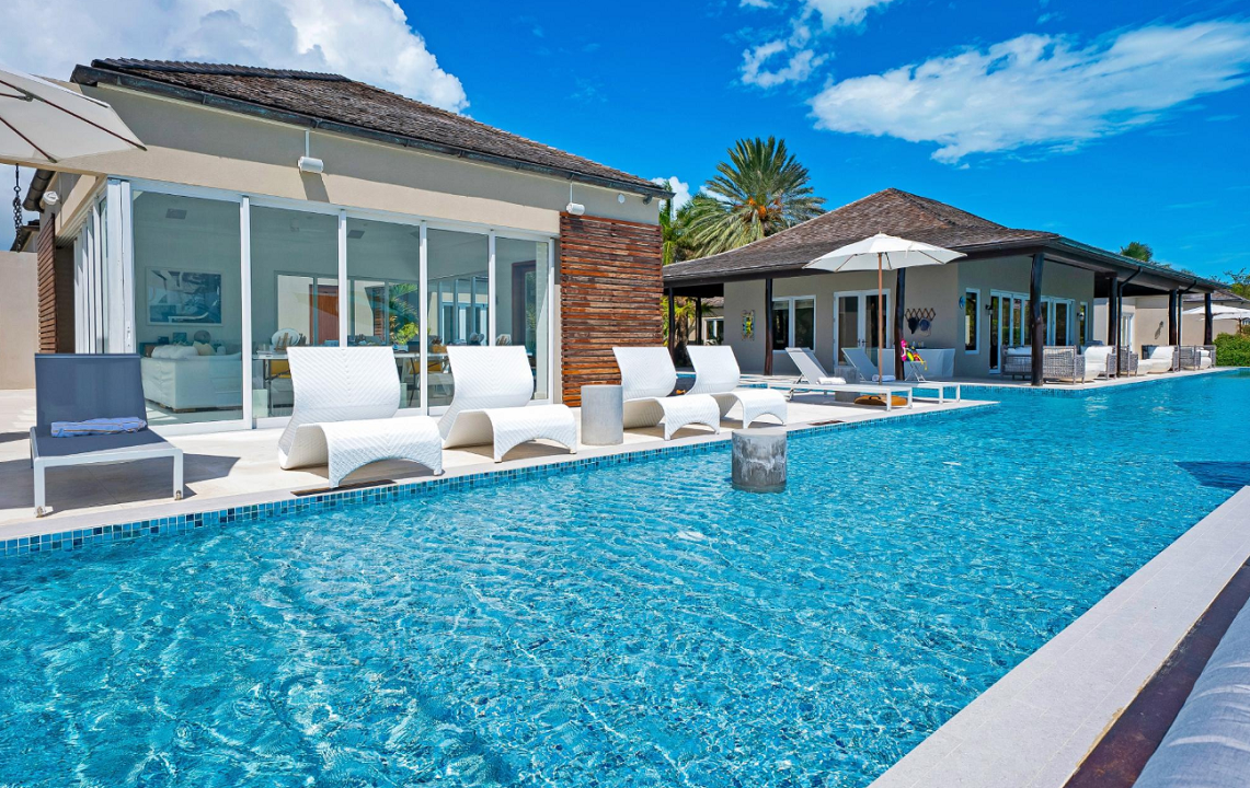 turtle-tail-estate-8br-private-peninsula-turtle-tail-turks-and-caicos-ushombi-4