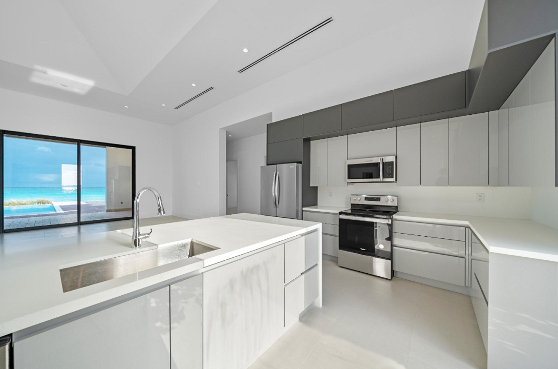 bimini-beachfront-6br-luxury-home-bimini-bahamas-ushombi-7