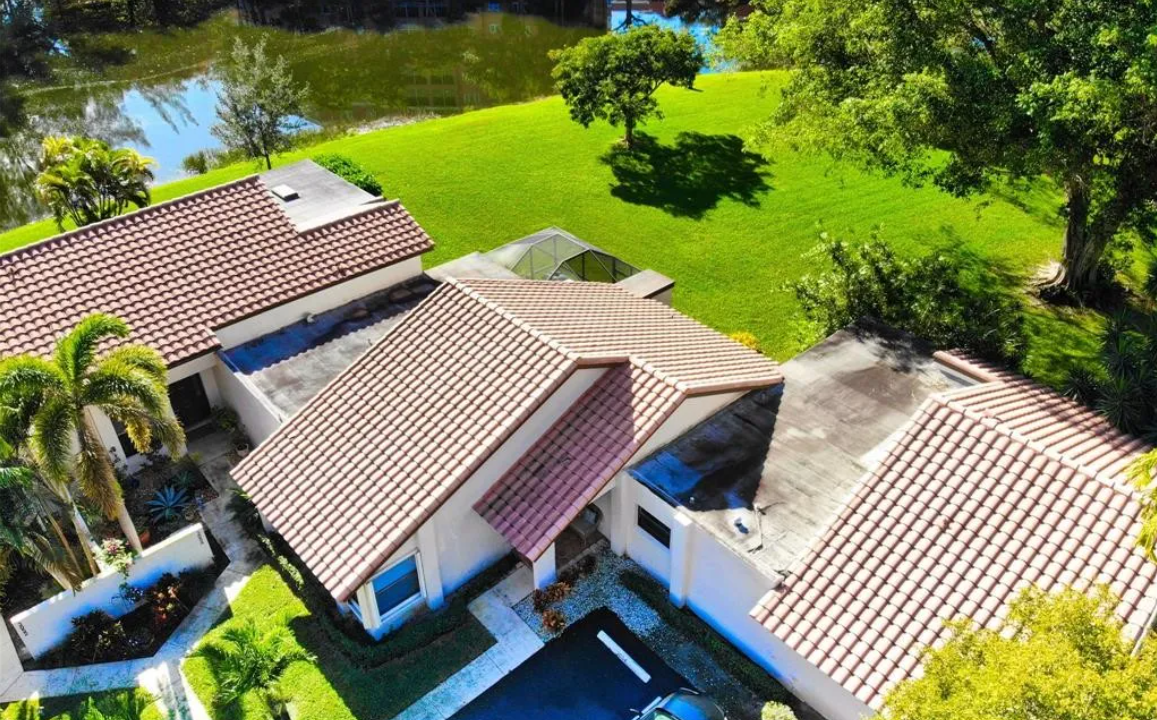 deer-creek-modern-2br-home-deerfield-beach-florida-ushombi-1