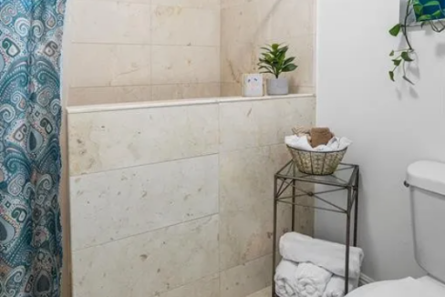 deer-creek-modern-2br-home-deerfield-beach-florida-ushombi-10