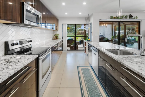 deer-creek-modern-2br-home-deerfield-beach-florida-ushombi-5