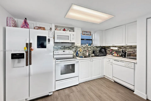 west-kendall-remodeled-3br-condo-miami-florida-ushombi-3