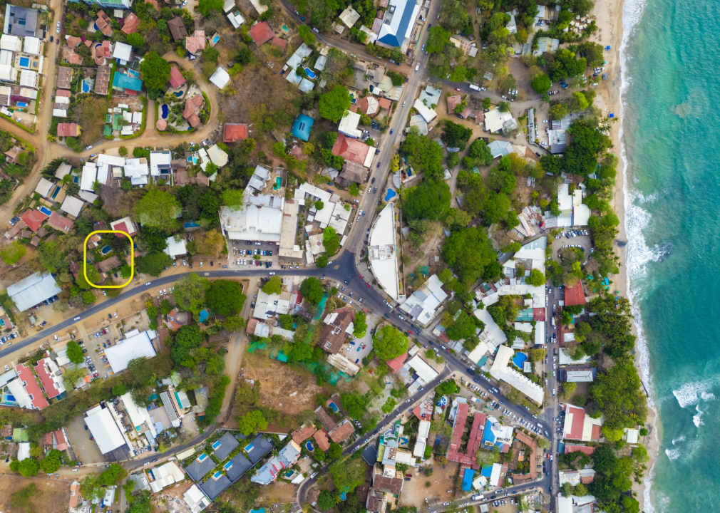 tamarindo-updated-2br-condo-near-beach-costa-rica-ushombi-3