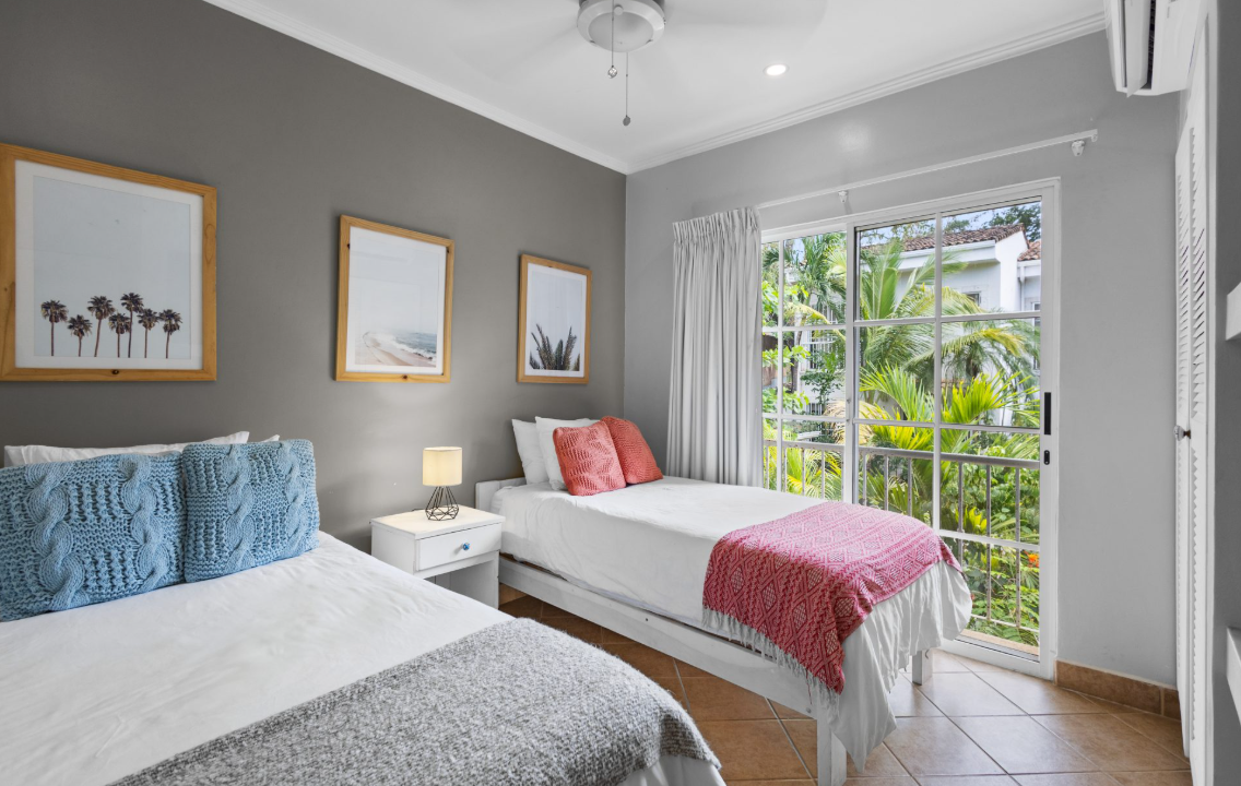 tamarindo-updated-2br-condo-near-beach-costa-rica-ushombi-7