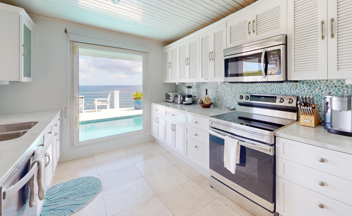 villa-vista-oceanview-4br-red-pond-sint-maarten-ushombi-8