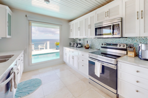 villa-vista-oceanview-4br-red-pond-sint-maarten-ushombi-8