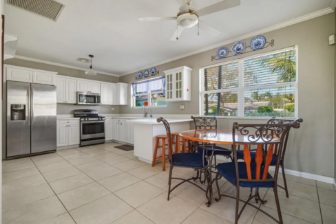 51-tuckaway-road-4br-home-nassau-bahamas-ushombi-6