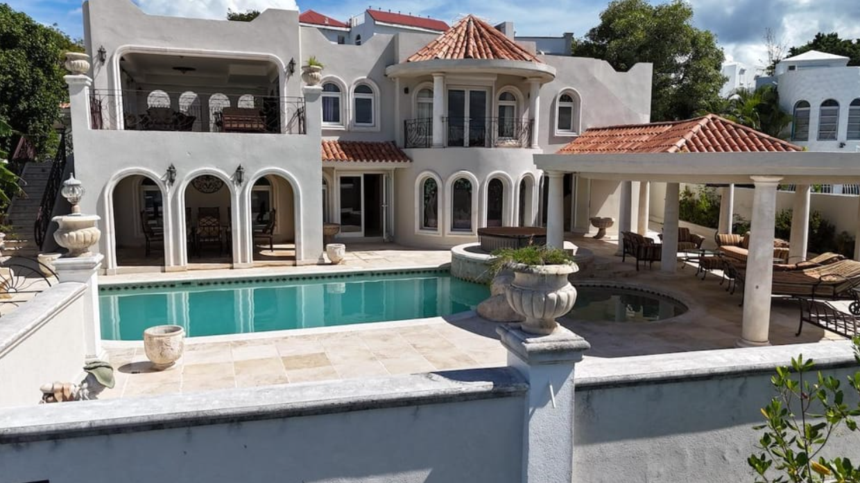 6-amazon-road-6br-vila-in-point-pirouette-sint-maarten-ushombi-2