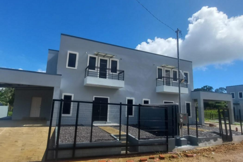 penal-trinidad-new-3br-modern-townhouse-penal-trinidad-ushombi-1