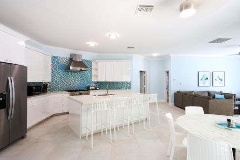 villa-tropica-5br-private-caribbean-retreat-turks-and-caicos-ushombi-7