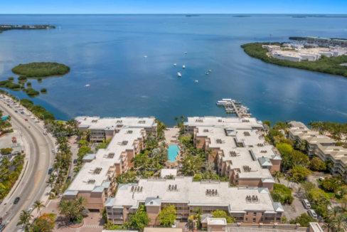 3841-n-roosevelt-boulevard-2br-key-west-florida-ushombi-2