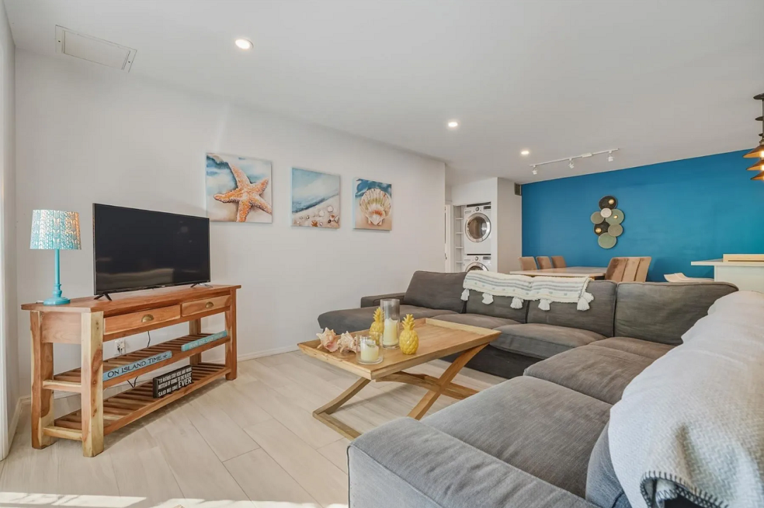 7b-palms-of-love-beach-bahamas-ushombi-6