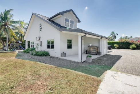 bodden-town-6br-renovated-home-cayman-islands-ushombi-2