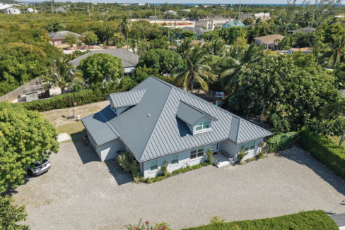 bodden-town-6br-renovated-home-cayman-islands-ushombi-9