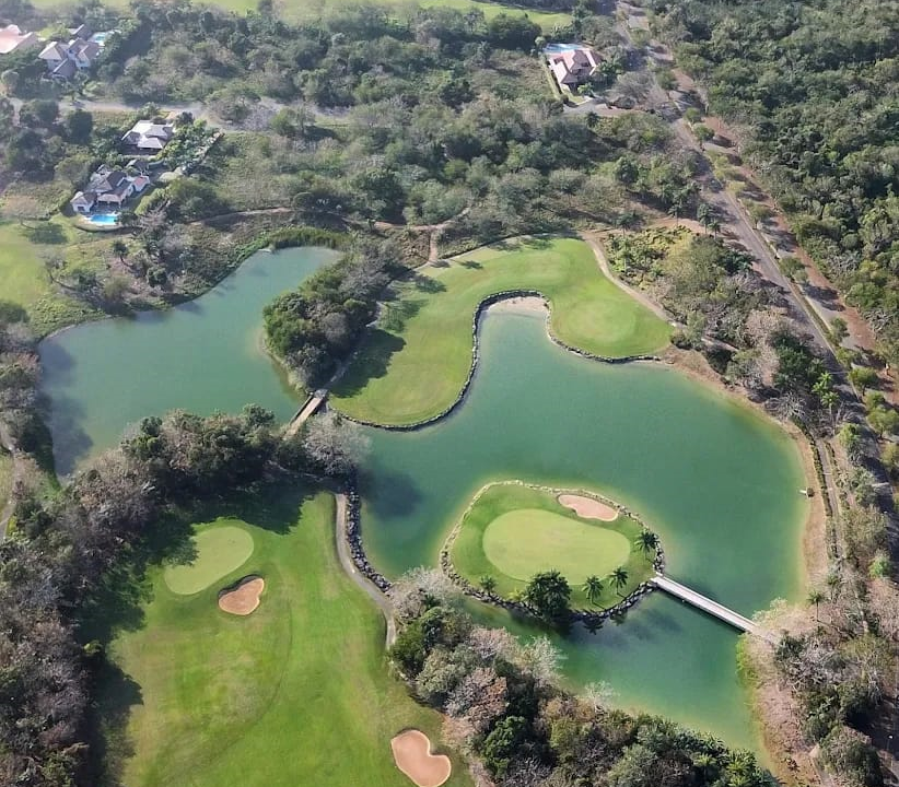 guavaberry-golf-country-club-0-10-acre-juan-dolio-ushombi-3