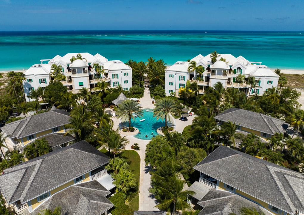 point-grace-3br-oceanview-in-grace-bay-turks-and-caicos-ushombi-1