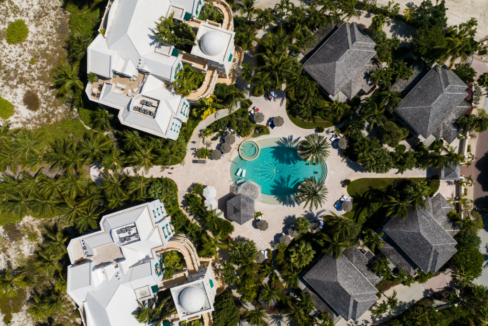 point-grace-3br-oceanview-in-grace-bay-turks-and-caicos-ushombi-2