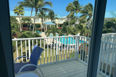 101-palmyra-townhomes-2br-in-grace-bay-turks-and-caicos-ushombi-1