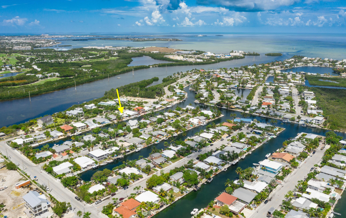 34-key-haven-road-key-haven-canal-front-key-haven-florida-ushombi-1