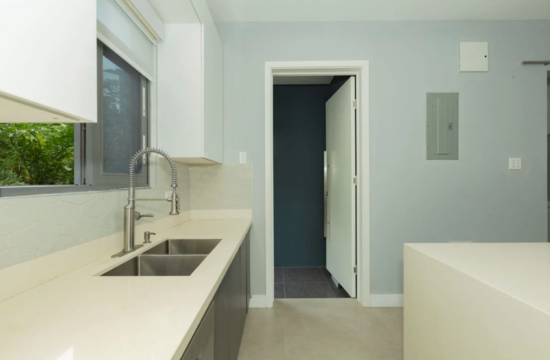 75-norbrook-drive-2br-condo-kingston-jamaica-ushombi-5