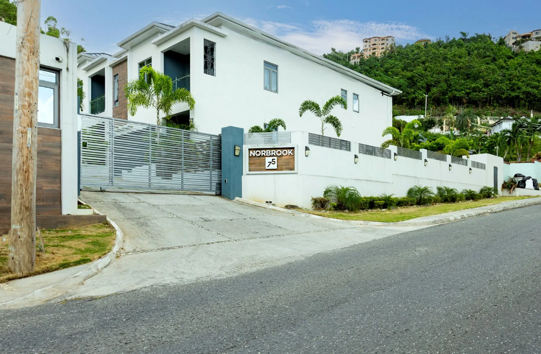 75-norbrook-drive-2br-condo-kingston-jamaica-ushombi-9