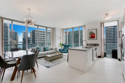 axis-brickell-2br-open-concept-condo-miami-florida-ushombi-5