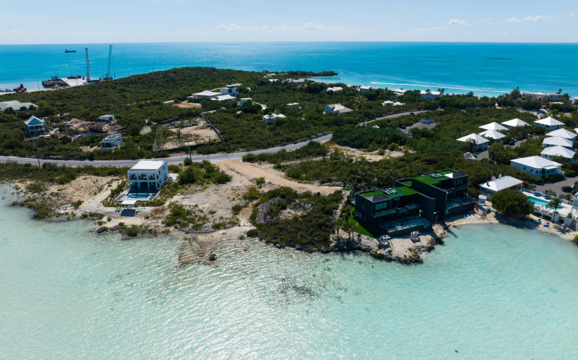chalk-sound-0-35-acre-waterfront-lot-turks-and-caicos-ushombi-5