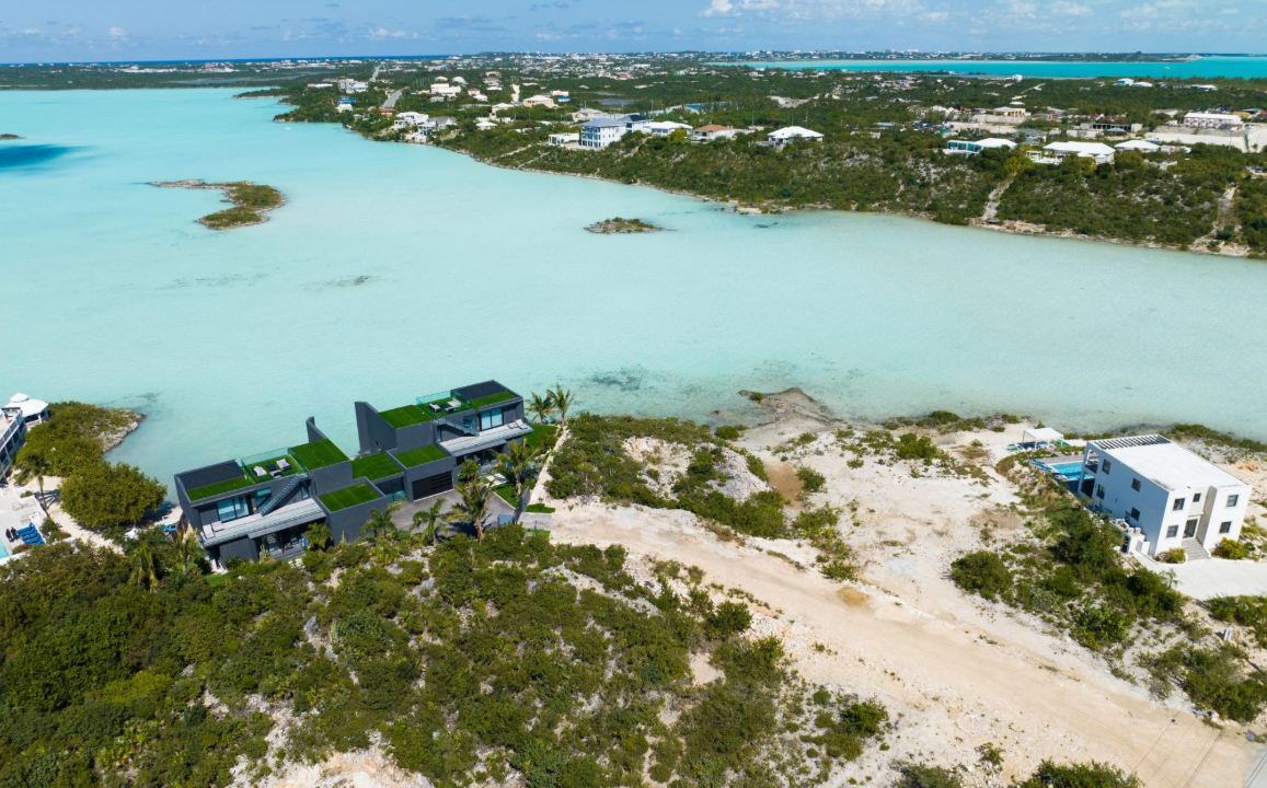 chalk-sound-0-35-acre-waterfront-lot-turks-and-caicos-ushombi-7