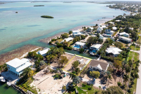 sugarloaf-shores-0-18-acre-waterfront-lot-sugarloaf-key-florida-ushombi-4