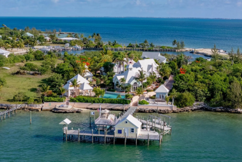 villa-tatutina-marsh-harbour-10br-bahamas-ushombi-1