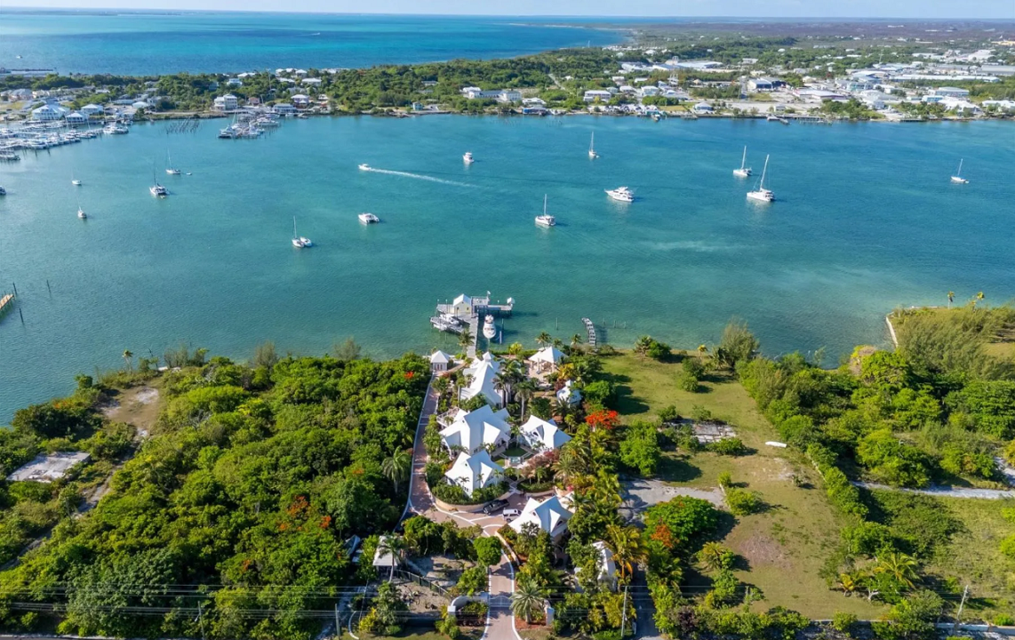 villa-tatutina-marsh-harbour-10br-bahamas-ushombi-2