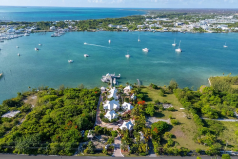 villa-tatutina-marsh-harbour-10br-bahamas-ushombi-2