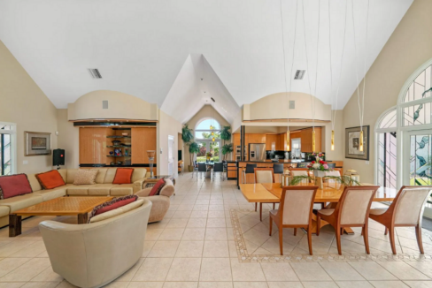 villa-tatutina-marsh-harbour-10br-bahamas-ushombi-7