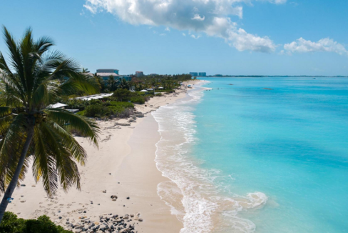 43-villa-viatu-6br-in-leeward-turks-and-caicos-ushombi-8